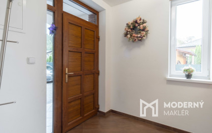 REZERVOVANÉ: Na predaj priestranný rodinný dom v pokojnej lokalite Hôrka