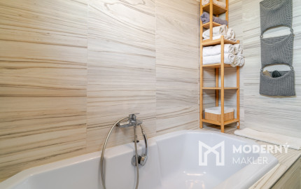 Na predaj 3-izbový byt v lokalite Veľký Lapáš