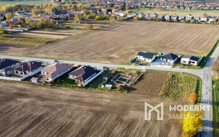 Na predaj stavebný pozemok so základovou doskou v Dolnom Vinodole