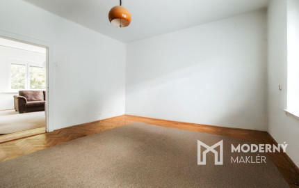 Na predaj rodinný dom s garážou vo Vrútkach