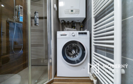 Na predaj zrekonštruovaný a zariadený 3-izbový byt v Trenčíne