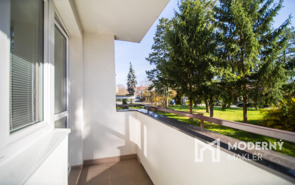 Na predaj zrekonštruovaný a zariadený 3-izbový byt v Trenčíne