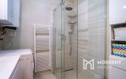 Na predaj 3-izbový byt s parkovaním v Senci