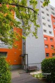 REZERVOVANÉ: Na prenájom 1-izbový byt v centre Šamorína