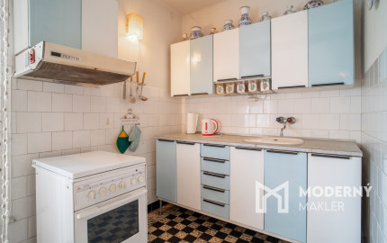 Na predaj 5-izbový rodinný dom Veľké Leváre