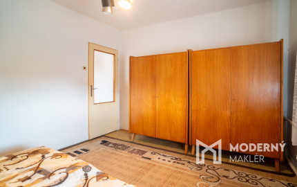 Na predaj 5-izbový rodinný dom Veľké Leváre