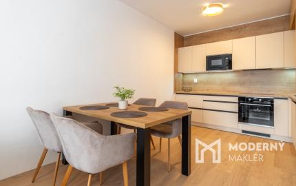 Na prenájom 2-izbový byt v Poprade s parkovacím miestom