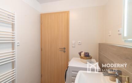 Na prenájom 2-izbový byt v Poprade s parkovacím miestom