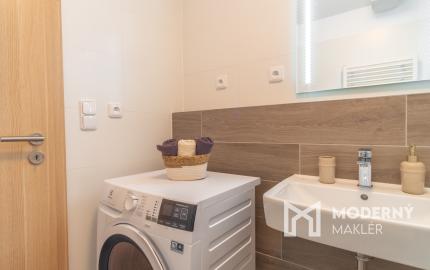 Na prenájom 2-izbový byt v Poprade s parkovacím miestom