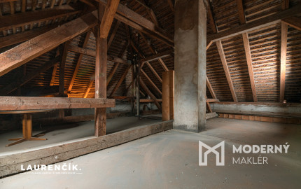 Na predaj rodinný dom v širšom centre Trenčína