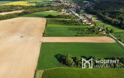 Investičný pozemok 15196 m2 Malé Hoste