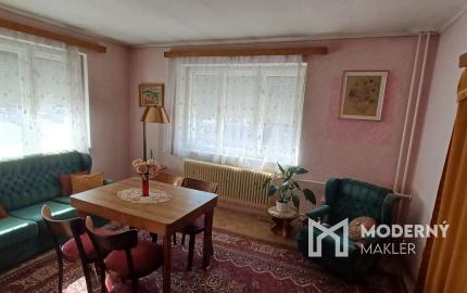 DOBRÁ LOKALITA -NOVÁ CENA- 5  izbový rodinný dom Bánovce nad Bebravou so záhradou 418m2 .