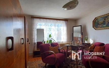 DOBRÁ LOKALITA -NOVÁ CENA- 5  izbový rodinný dom Bánovce nad Bebravou so záhradou 418m2 .