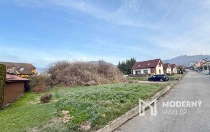Na predaj veľkorysý pozemok pre rodinný dom v obci Heľpa