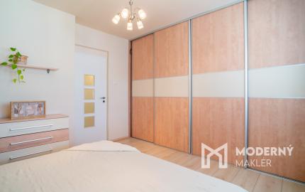 Na predaj priestranný 5-izbový rodinný dom v pokojnej lokalite mesta Gabčíkovo