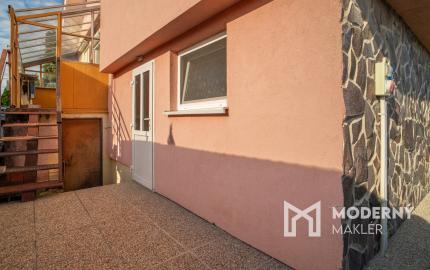 Na predaj priestranný 5-izbový rodinný dom v pokojnej lokalite mesta Gabčíkovo