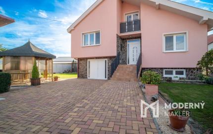 Na predaj priestranný 5-izbový rodinný dom v pokojnej lokalite mesta Gabčíkovo