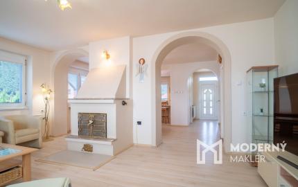 Na predaj priestranný 5-izbový rodinný dom v pokojnej lokalite mesta Gabčíkovo