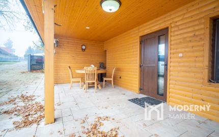 Na predaj kompletne zariadená chata v obci Bardoňovo