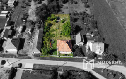 Na predaj rodinný dom vhodný na rekonštrukciu v Lúčnici nad Žitavou