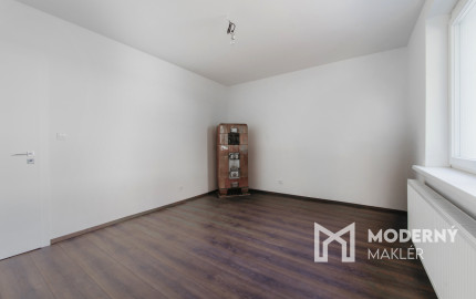 Na predaj rodinný dom s garážou vo Vrútkach