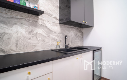 Na predaj plne fungujúce a zariadené štúdio priamo v centre Trnavy