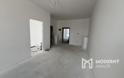 Na predaj investičný 2-izbový apartmán (nebytový priestor) v Bardejove s možnosťou prenosu DPH