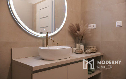 Na predaj 2-izbový byt v Bánovciach nad Bebravou - Dubnička