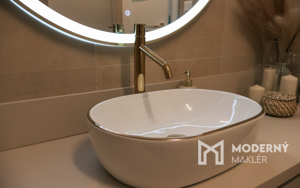 Na predaj 2-izbový byt v Bánovciach nad Bebravou - Dubnička