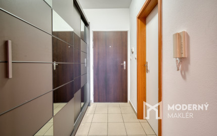 Na predaj slnečný 1-izbový byt v Záhorskej Bystrici