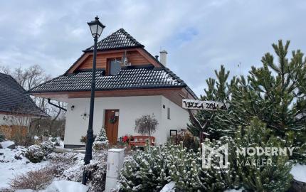 NA PREDAJ- chata /NOVOSTAVBA/ komplet zariadená / Vysoké Tatry- Stará Lesná  s panoramatickým výhľadom