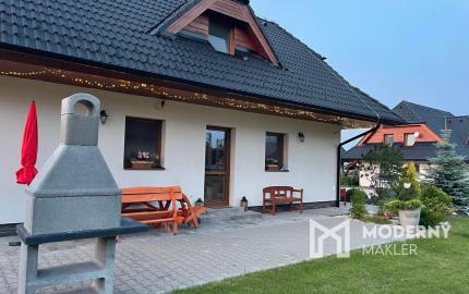 NA PREDAJ- chata /NOVOSTAVBA/ komplet zariadená / Vysoké Tatry- Stará Lesná  s panoramatickým výhľadom