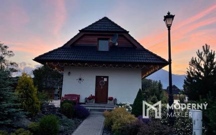 NA PREDAJ- chata /NOVOSTAVBA/ komplet zariadená / Vysoké Tatry- Stará Lesná  s panoramatickým výhľadom