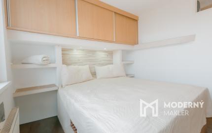 Na predaj kompletne zariadený 2-izbový byt v Žiline