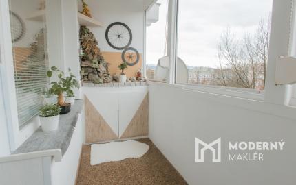 Na predaj kompletne zariadený 2-izbový byt v Žiline