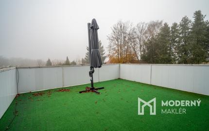 Na predaj polyfunkčná budova v obci Bardoňovo