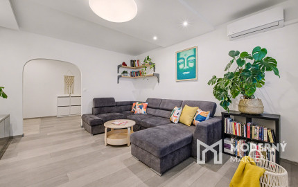 Na predaj kompletne zariadený 3-izbový byt v Petržalke