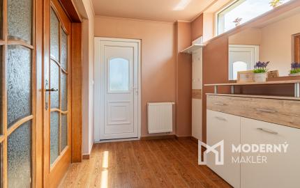 Na predaj zrekonštruovaný rodinný dom v Pate