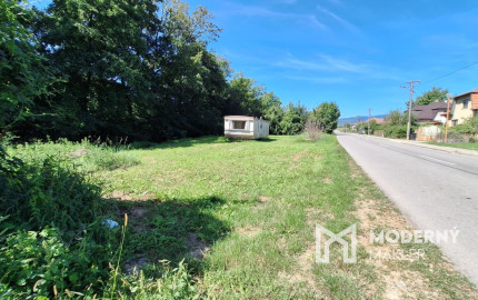 HORNÉ DRŽKOVCE – Mobilný dom s pozemkom pri potoku (790 m²)