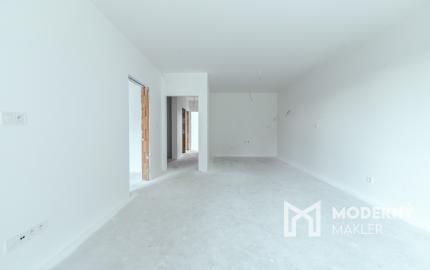 Na predaj skolaudovaný výnimočný 4-izbový byt v rodinnom dome vo Veľkom Orvišti