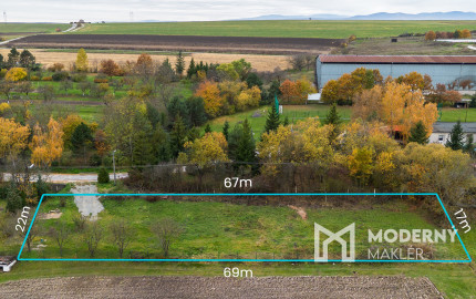 Na predaj veľkorysý pozemok s povolením a projektom v Čižaticiach