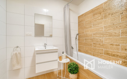 Na predaj 3-izbový byt v Plaveckom Mikuláši