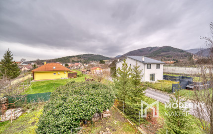 Na predaj 3-izbový byt v Plaveckom Mikuláši