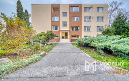 Na predaj 3-izbový byt vo výbornej lokalite v Stupave