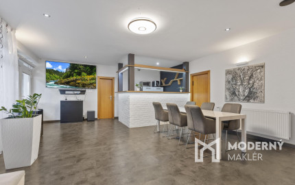 Na predaj štýlový penzión s priamym prístupom k vode v obci Blahová