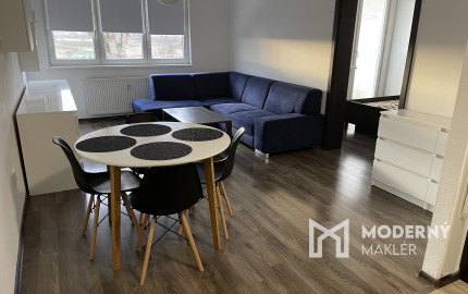 Na prenájom 2 izb. byt Bánovce n/B s loggiou