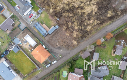 Na predaj stavebný pozemok v obci Sekule - Štrkovňa Lúčky