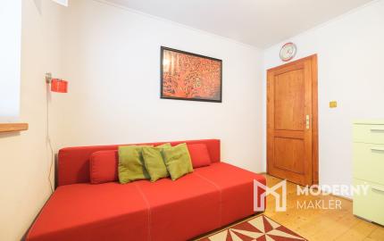 Na predaj priestranný rodinný dom s bazénom a rozsiahlym pozemkom v Bretejovciach