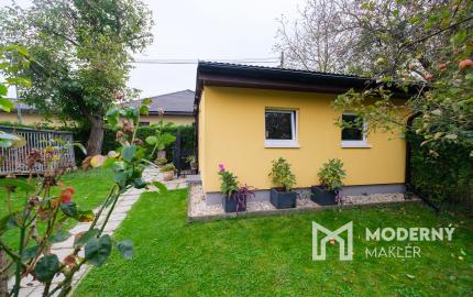 Na predaj priestranný rodinný dom s bazénom a rozsiahlym pozemkom v Bretejovciach