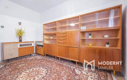 Na predaj dobre dispozične riešený 4-izbový byt s loggiou v meste Humenné